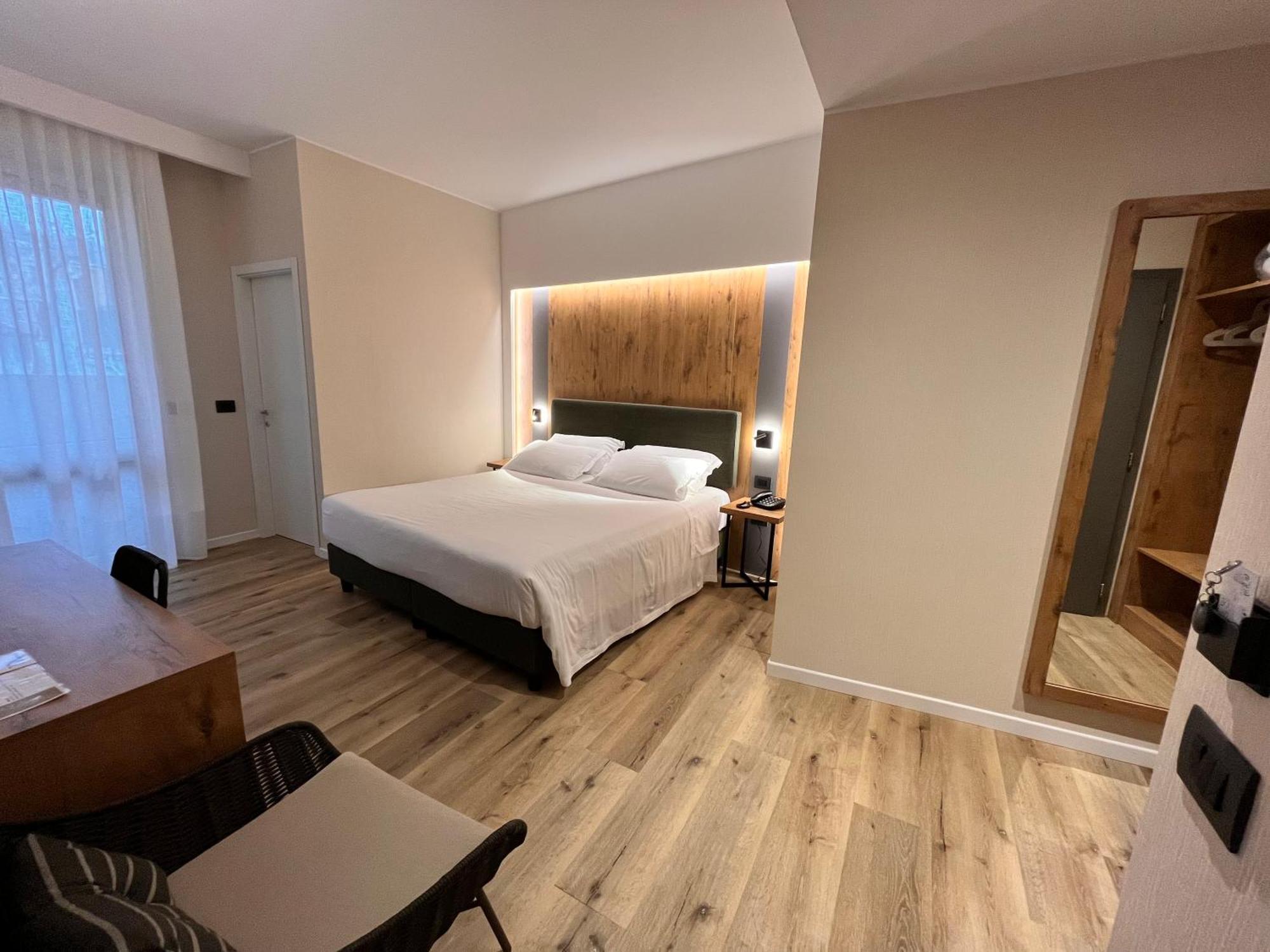 Hotel America 4*