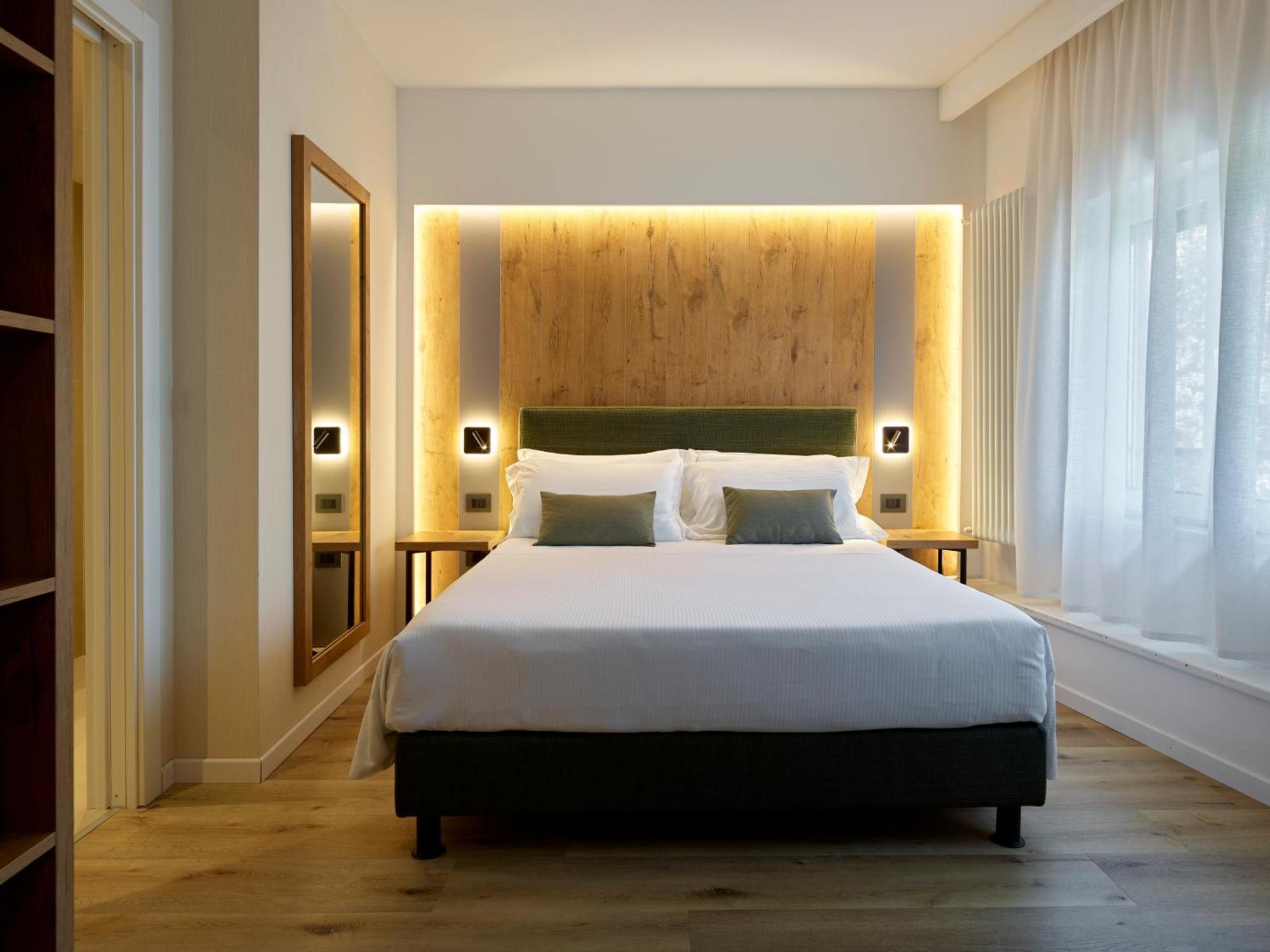Hotel America 4*